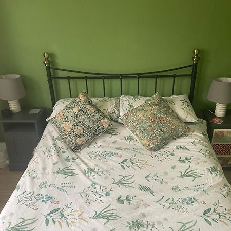 Seaside Villa On Secluded Green Herne Bay Bagian luar foto